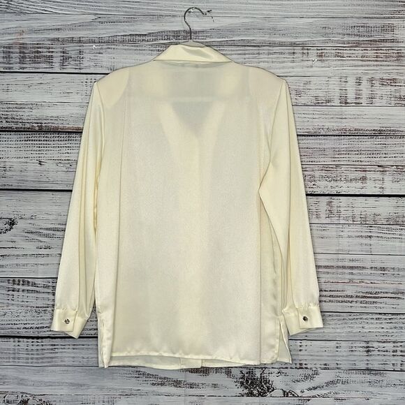 Ivory Blouse - Picture 2 of 7